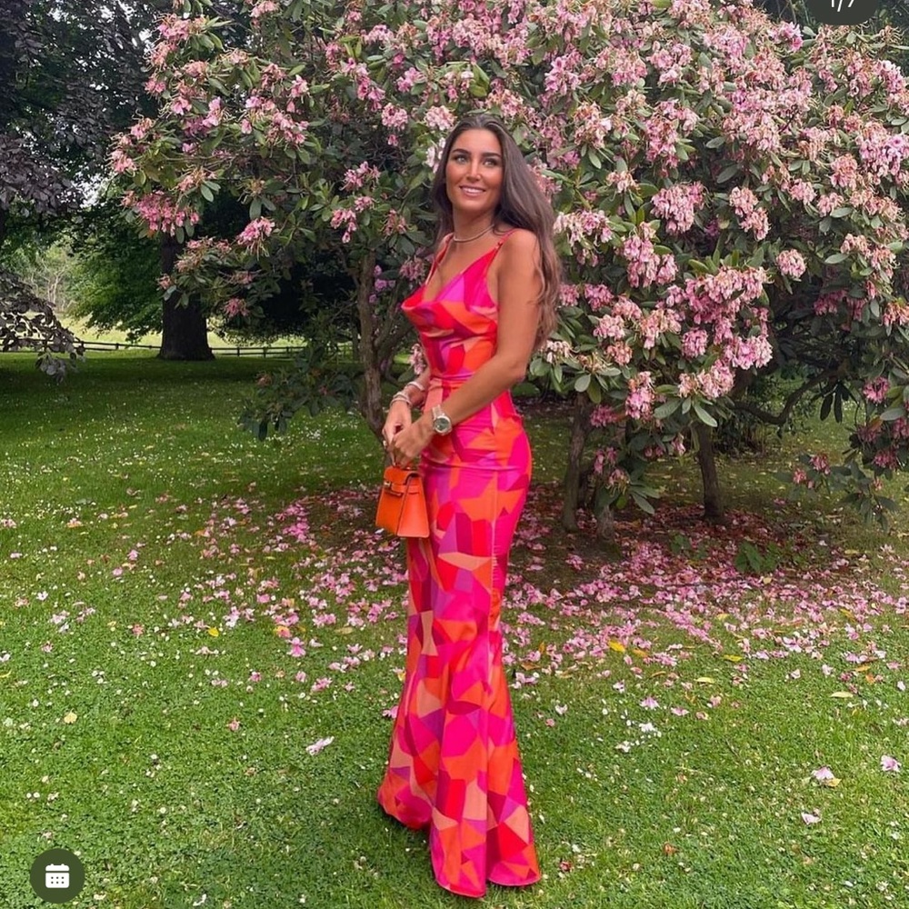 Millie Modelli Picasso Maxi Dress & Headscarf - Pink and orange